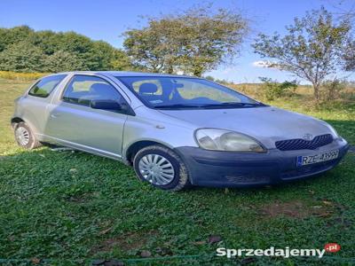 Toyota Yaris 1.0 Benzyna 2005r