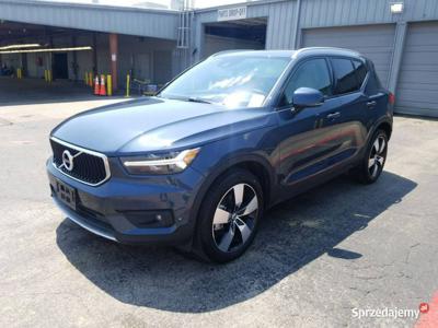 Volvo XC 40 2.0 248 km