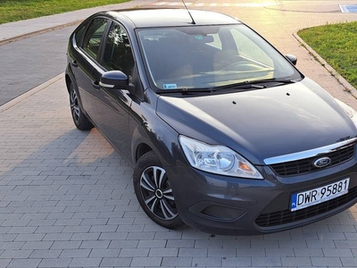 2010 Ford Focus 1.6 benzyna.