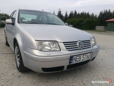 EKONOMICZNA z GAZEM.. VW BORA sedan r99.poj 1.6. Ważne OPŁATY..