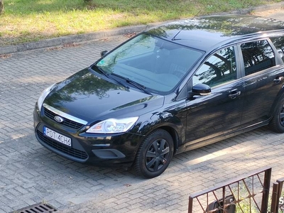 Ford Focus MK2 1,6 100KM 2010 r. LIFT