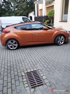 Hyundai Veloster