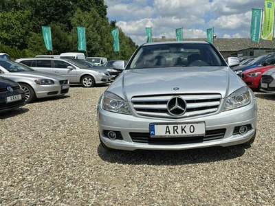 Mercedes C 320 skóry, navi, kamera