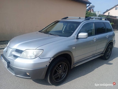 Mitsubishi Outlander 2.0 z Gazem,Napęd 4x4,Hak,2006rok