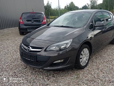 Opel Astra 1.4 Turbo, grzana kierownica oraz fotele!