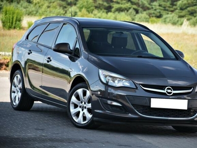 Opel Astra 1,4TURBO Benzyna NAvi Super Stan