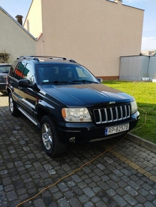 Sprzedam Jeepa Grand Cherokee