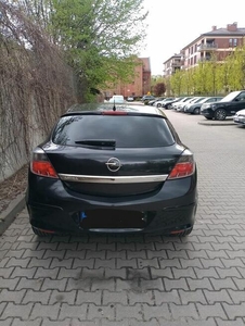 Sprzedam opel astra H benzyna rocznik 2009