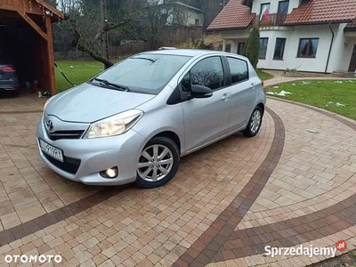 Toyota Yaris 1.0 benzyna