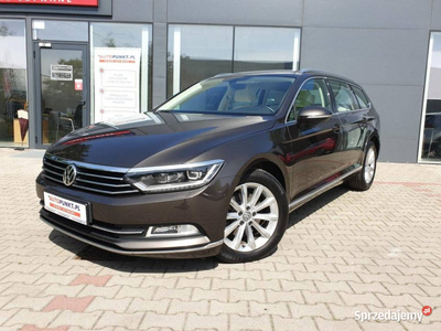 Volkswagen Passat, 2018r. | Navi | 3 stref. Klima | Podgrzewane Fotele | S…