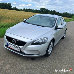 Volvo v40 2.0 d 120 ps serwisowane