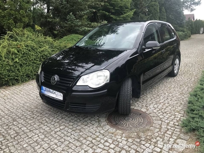 VW POLO moc 60KM radio CD klimatyzacja plus komp. kół zima