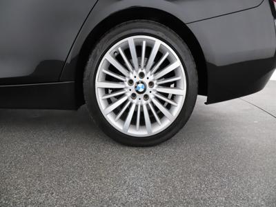 BMW 3 2013 320 d xDrive 226756km Kombi