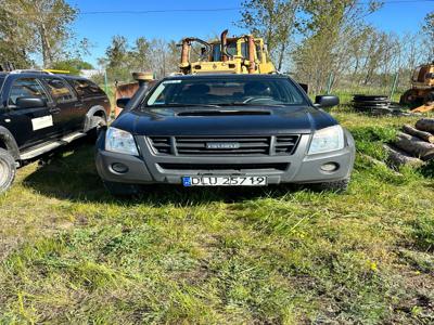 Isuzu D-Max I Single Cab 2.5 D 136KM 2011