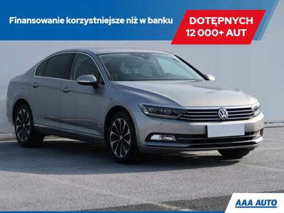 Volkswagen Passat B8 Limousine 1.8 TSI BlueMotion Technology 180KM 2017