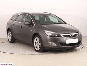 Opel Astra 1.4 138 KM 2011r. (Piaseczno)