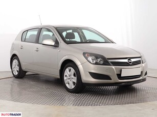 Opel Astra 1.4 88 KM 2010r. (Piaseczno)