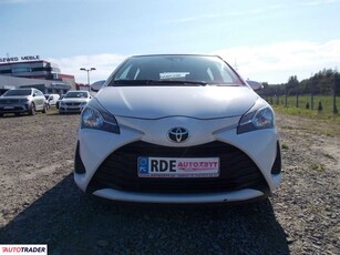 Toyota Yaris 1.0 benzyna 72 KM 2018r. (Dębica)