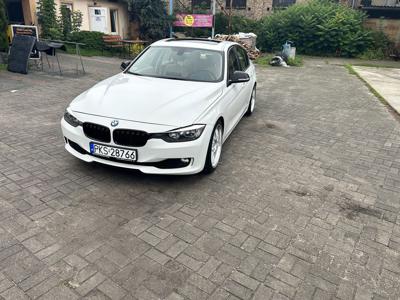 BMW F30 Seria 3 328i