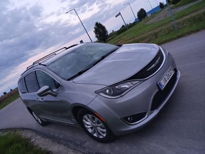 Chrysler Pacifica bezwypadkowy