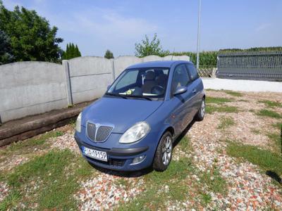 Lancia Ypsilon..