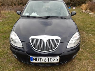 Lancia Ypsilon 1.4 mały przebieg