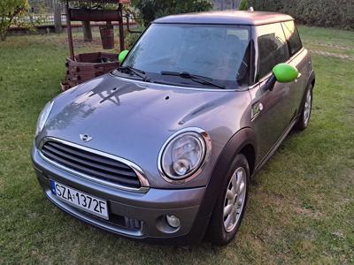 MINI COOPER - zadbany 2010