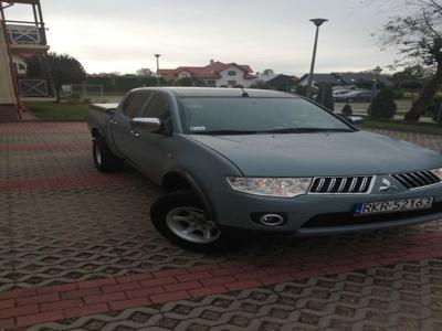 Mitsubishi l200 pickup 5 osobowy