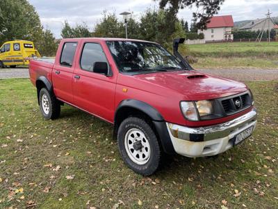 Nissan Navara***2.5 diesel***4x4