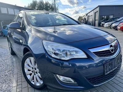 Opel Astra J