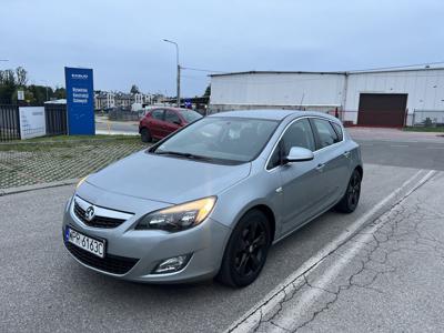 Opel Astra J Sri 1.7 Cdti 125 Koni Anglik Zarejestrowany W Polsce