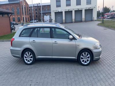 Toyota avensis 2.0 tdi