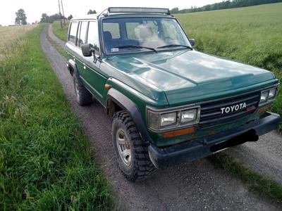 Toyota Land Cruiser HJ60