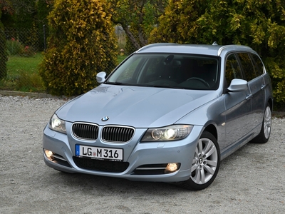 BMW Seria 3 E90-91-92-93 Limuzyna E90 320d 184KM 2010