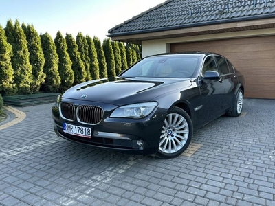 BMW Seria 7 F01 Sedan 730d 245KM 2010