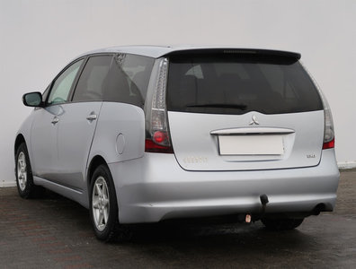 Mitsubishi Grandis 2006 2.0 DI