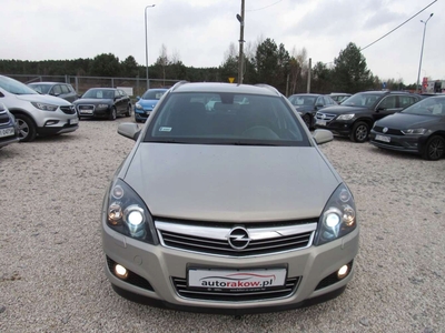 Opel Astra H Kombi 1.6 ECOTEC 115KM 2009