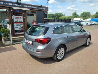 Opel Astra J Sports Tourer 1.7 CDTI ECOTEC 110KM 2012