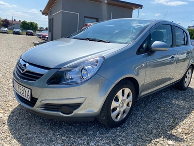 Opel Corsa D Hatchback 1.3 CDTI ecoFLEX 75KM 2010