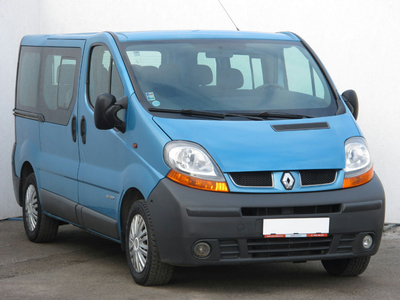 Renault Trafic 2006 2.5 dCi ABS klimatyzacja manualna