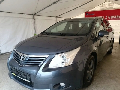 Toyota Avensis III Wagon 2.0 D-4D 126KM 2010