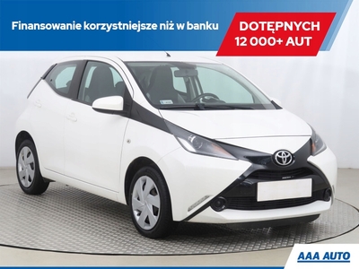 Toyota Aygo II Hatchback 5d 1.0 VVT-i 69KM 2015