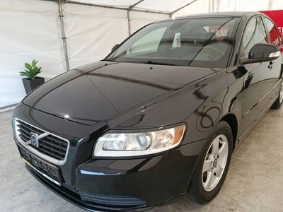 Volvo S40 II 1.6 DRIVe 109KM 2010