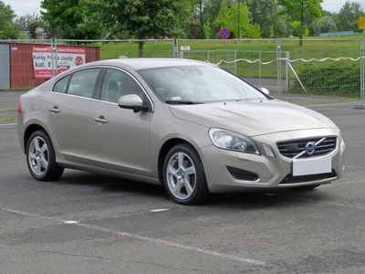 Volvo S60 2012 T3 108977km ABS