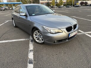 BMW SERIA 5 V (E60/E61) Samochód osobowy BMW E60