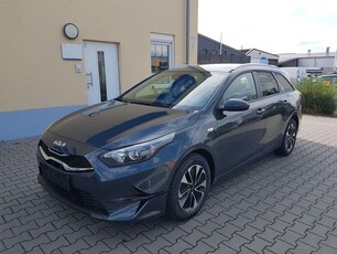 Kia Cee'd III 1.5 T-GDI Tribute DCT 1.5 T-GDI Tribute DCT 140KM