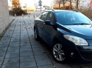 Renault megane 3 2009r 1.5dci 90ps 222tys navi grzane fotele hak