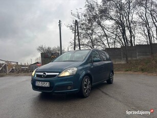 Sprzedam Opel Zafira B przed lift z 2007r.