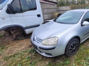 Volkswagen Golf V 1,4 benzyna 2004 bez wkładu