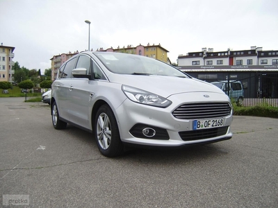 Ford S-MAX III titanium